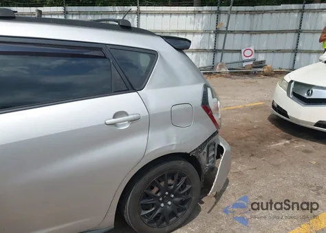 2009 Pontiac Vibe из США, поврежденный, VIN 5Y2SP67849Z456367